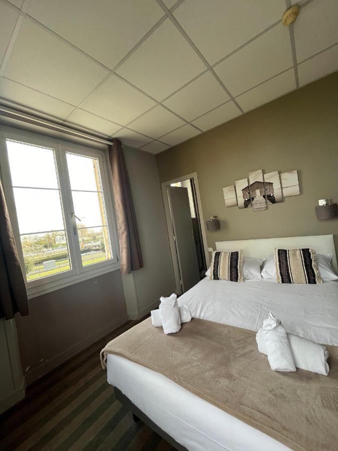 Hôtel le phare Ouistreham Exterior foto